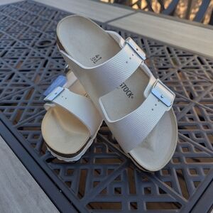 Birkenstock Arizona 41 Shiny White Lizard Pattern Sandals